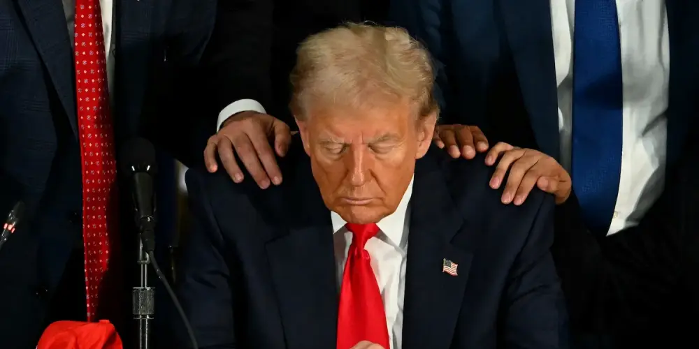 Trump Hata Yaptığını Kabul Etmeli